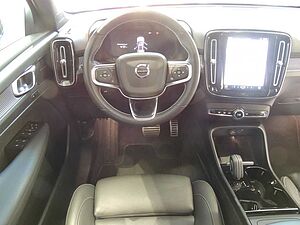 Volvo  Recharge P8 AWD R-Design Klima Navi Leder